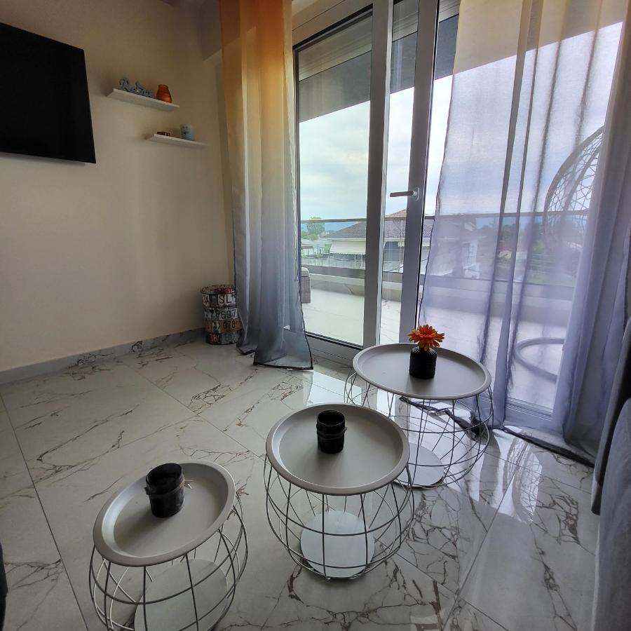 Luksuzni Apartman Harmonija Paralija ปาราเลียกาเตอรีนิส ภายนอก รูปภาพ